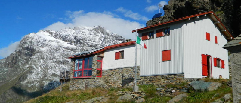 RIFUGIO LONGONI