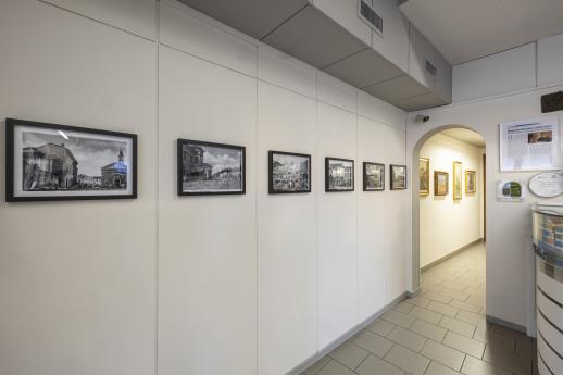 The entrance to Albergo Ristorante Brera in Inveruno, welcoming guests to a family-run establishment where hospitality, tradition and attention to detail come together.