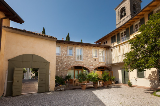 BARCHI RESORT VILLA CASTELLO