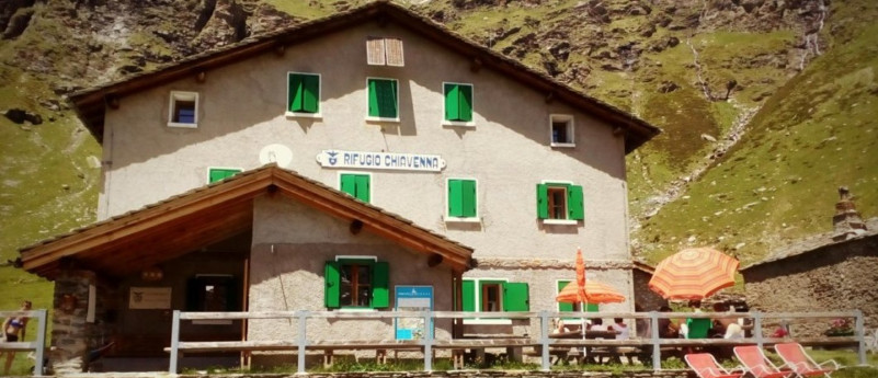 RIFUGIO CHIAVENNA