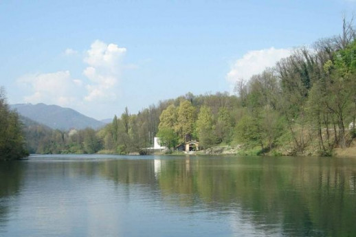 Lungo l'Adda di leonardo da Vinci Lungo l'Adda di leonardo da Vinci