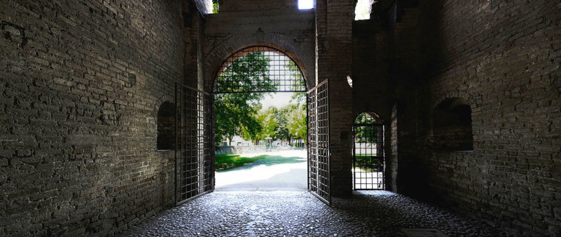 Castelli, Fantasmi, Leggende al Castello Visconteo di Pandino Castelli, Fantasmi, Leggende al Castello Visconteo di Pandino