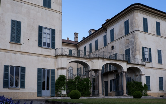Golden Hour a Villa Panza tra Arte e DJ Set
