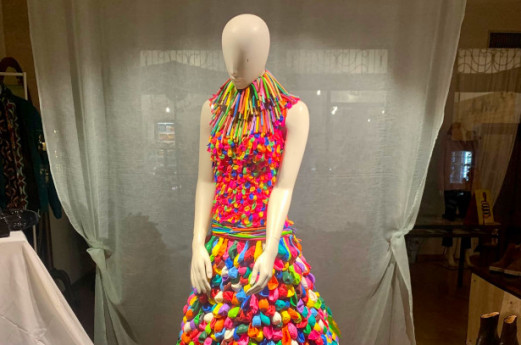Abbiategrasso: mostra concorso delle vetrine celebrando Franco Moschino
