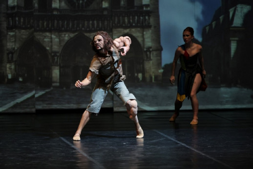 Balletto di Milano in Notre-Dame de Paris