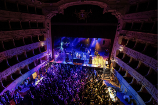 Theatrical Which room will reflect you?