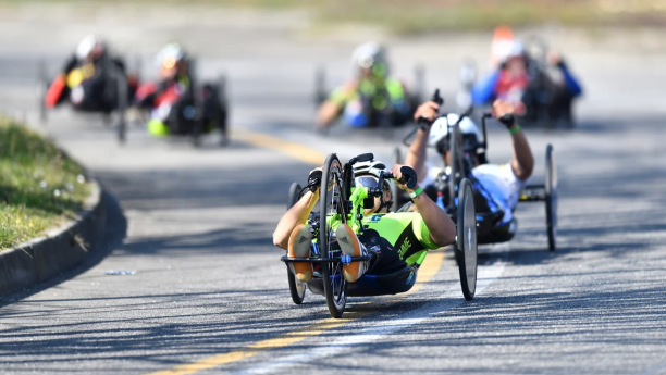 Handcyclinng
