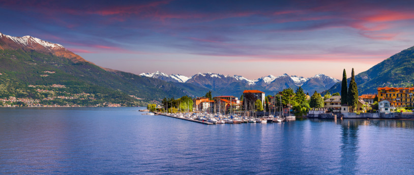 Bellano (LC), Lago di Como - Adobe inLombardia Bellano (LC), Lago di Como - Adobe inLombardia