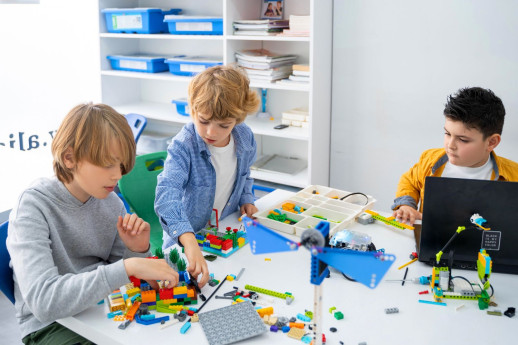 Laboratorio Lego: costruire e programmare III