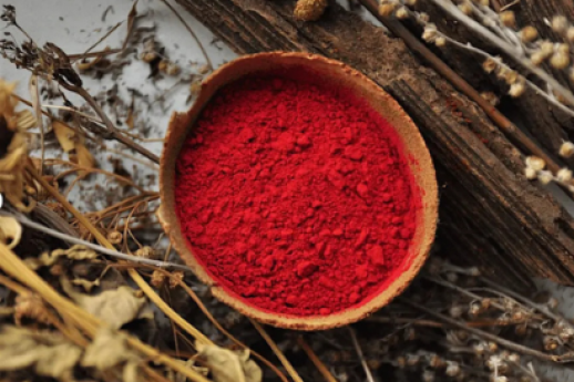 Lutea: estrazione di colori naturali dalle piante