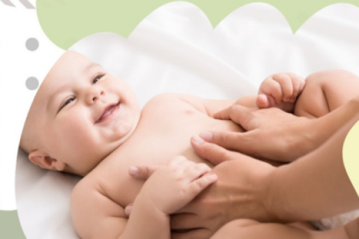 Massaggio al neonato