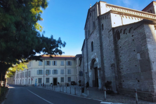 Visita alle Chiese di S. Abbondio con salita al campanile