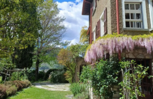 American Roots Folk nel giardino segreto
