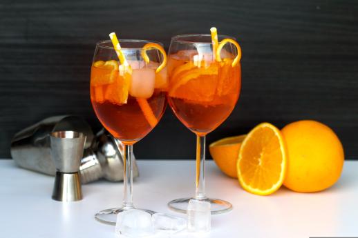 Lagodigarda-Desenzano-spritz -foto Pixabay-