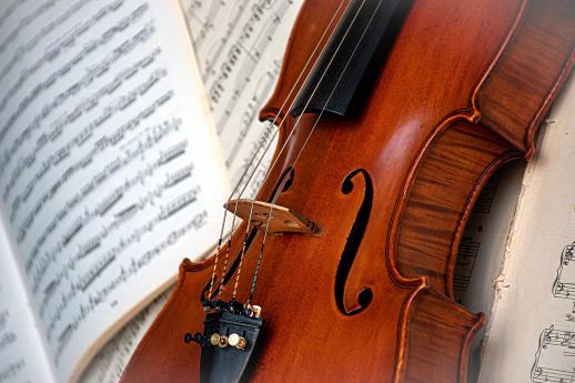 LagodiGarda_Desenzano - concerto archi - foto da Pixabay