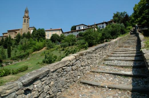 Strabergamo Strabergamo