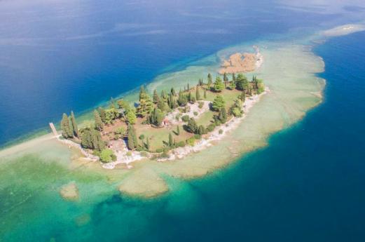 Scopriamo l’Isola dei Conigli, o di San Biagio, sul Lago di Garda