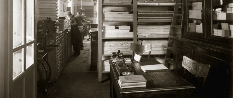 Vetrine storiche, memoria del saper fare lombardo Vetrine storiche, memoria del saper fare lombardo