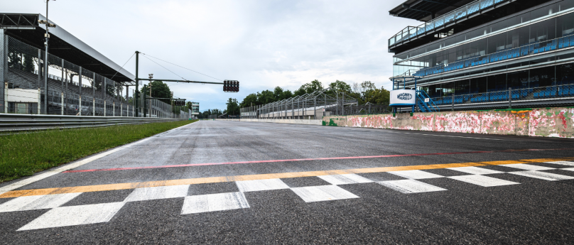 In pista a tutta velocità 