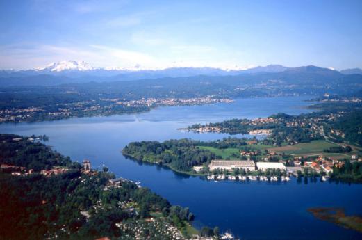 Sesto Calende: das tor zum Lago Maggiore, entlang des flusses Ticino