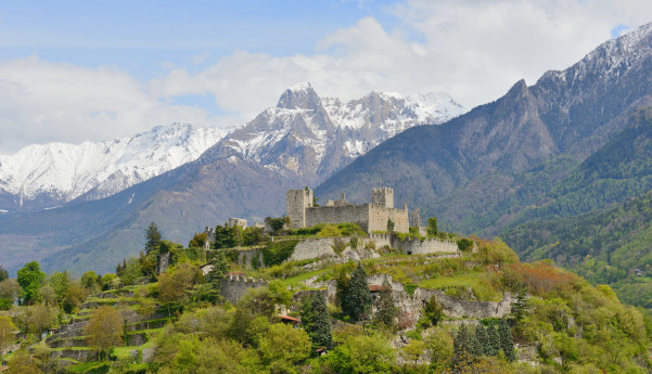 Towards Breno through the Val Camonica