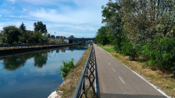 Navigli e cascine a sud di Milano