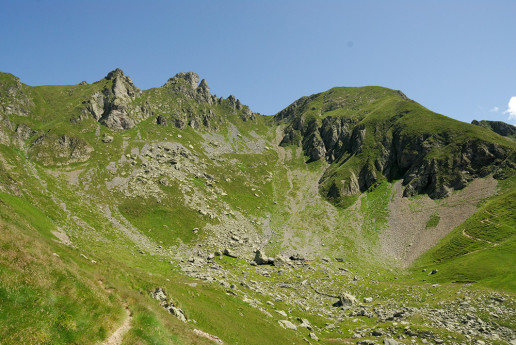 Alle falde del Monte Valletto