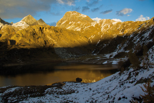 Dal Rifugio F.lli Longo al Rifugio F.lli Calvi