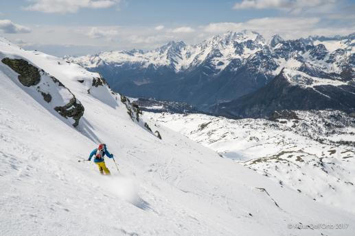 Below the pyramid of Pizzo Scalino