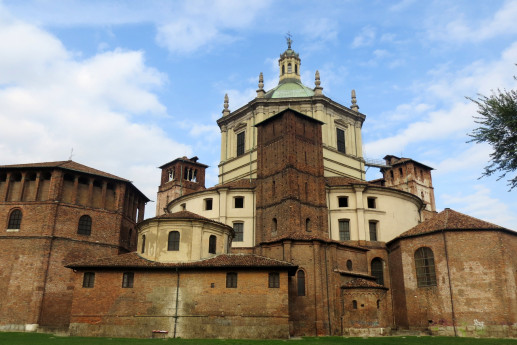 MILANO: CHIESE E NAVIGLI IN PORTA TICINESE