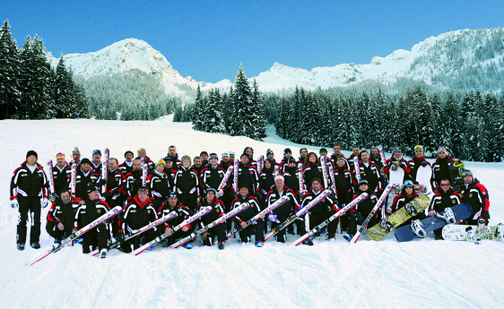 SOGGIORNO SPORTIVO E CULTURALE SULLE PISTE DA SCI IN APRICA SOGGIORNO SPORTIVO E CULTURALE SULLE PISTE DA SCI IN APRICA