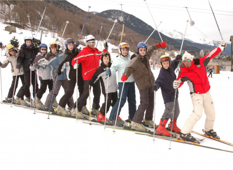 SOGGIORNO SPORTIVO E CULTURALE SULLE PISTE DA SCI A BORMIO SOGGIORNO SPORTIVO E CULTURALE SULLE PISTE DA SCI A BORMIO
