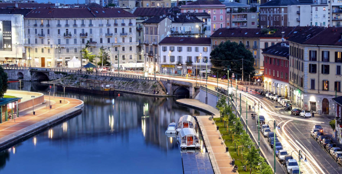 Tour of Naviglio Grande by canoe Tour of Naviglio Grande by canoe