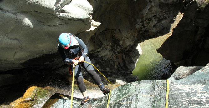 Speleocanyoning Cormor Speleocanyoning Cormor