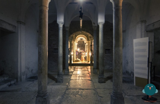 Cripta di San Sepolcro a Milano – Visita a lume di lanterna Cripta di San Sepolcro a Milano – Visita a lume di lanterna
