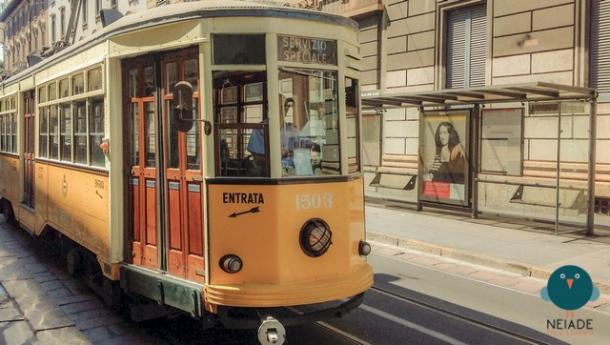 vintage tram milan