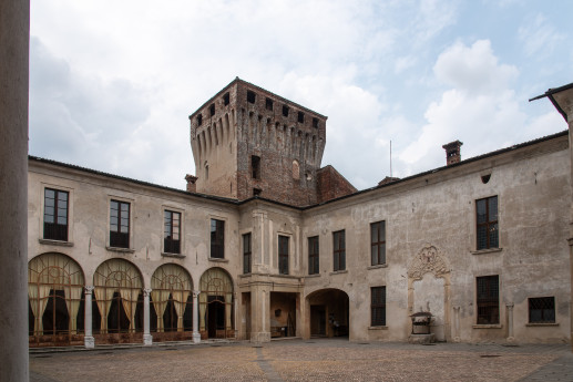 Visita al Castello e alla torre inaccessibile Visita al Castello e alla torre inaccessibile