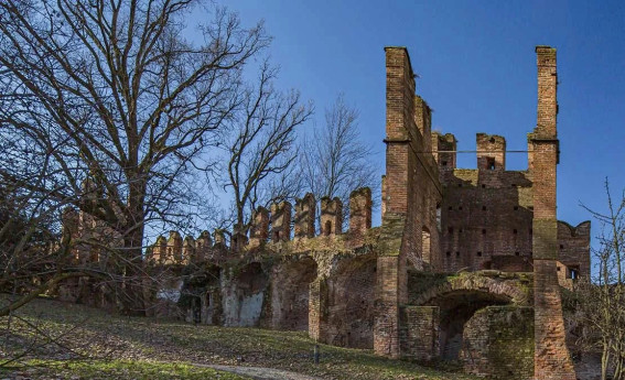 SAN COLOMBANO AL LAMBRO: VISITA GUIDATA AL CASTELLO E ALL'ORATORIO DI SAN ROCCO CON APERTURA STRAORDINARIA