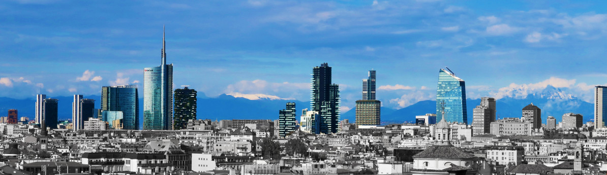 Milano Skyline: con lo sguardo al cielo Milano Skyline: con lo sguardo al cielo