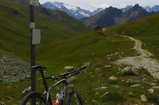 Tour: The Cycle-Road of Val Bregaglia