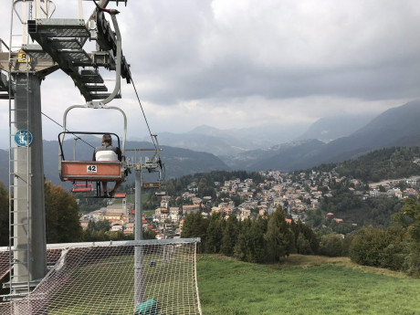 From Clusone to Selvino along the Val Seriana