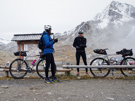 Su e giù dal Gavia in bicicletta