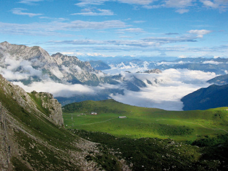 Da Cassiglio al Rifugio Lecco