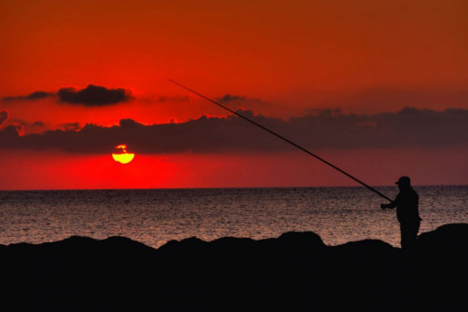 Pesca sportiva e dilettantistica sul lago d'Iseo - Ph: visitlakeiseo.info