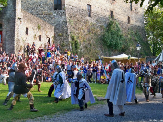 Giornate Medievali al Castello Dal Verme di Zavattarello: l'assedio al castello Giornate Medievali al Castello Dal Verme di Zavattarello: l'assedio al castello