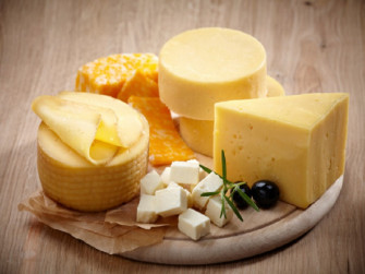 Sapori nostrani: tra formaggio e gusto Sapori nostrani: tra formaggio e gusto