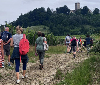 Wine trekking al castello di Stefanago Wine trekking al castello di Stefanago