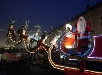 Arriva la slitta di babbo Natale a Vigevano