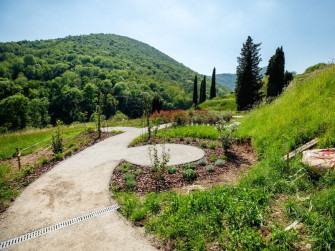 Inaugurazione giardino sensoriale e frutteto