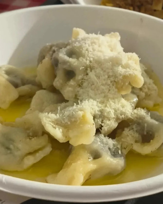Chiacchiere e Tortelli Chiacchiere e Tortelli